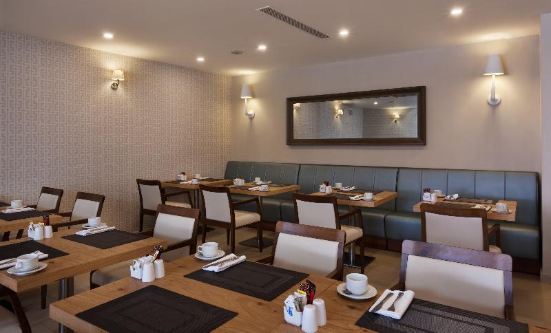 Herbert Samuel The Reef Hotel 4*
